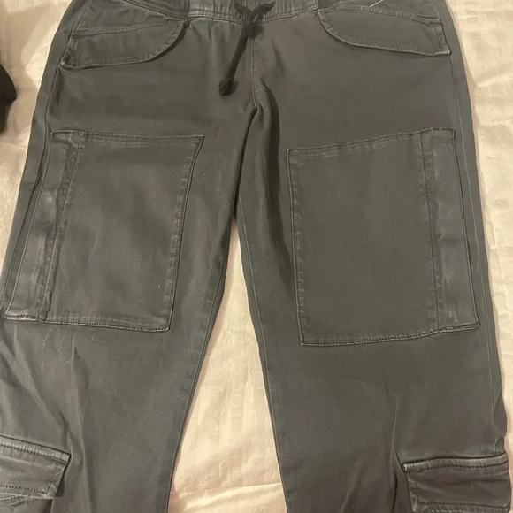 Runaway flight pants size 27 soft and comfortable brand new condition